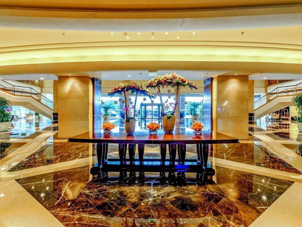 New Century Hangzhou Grand Hotel Exteriör bild