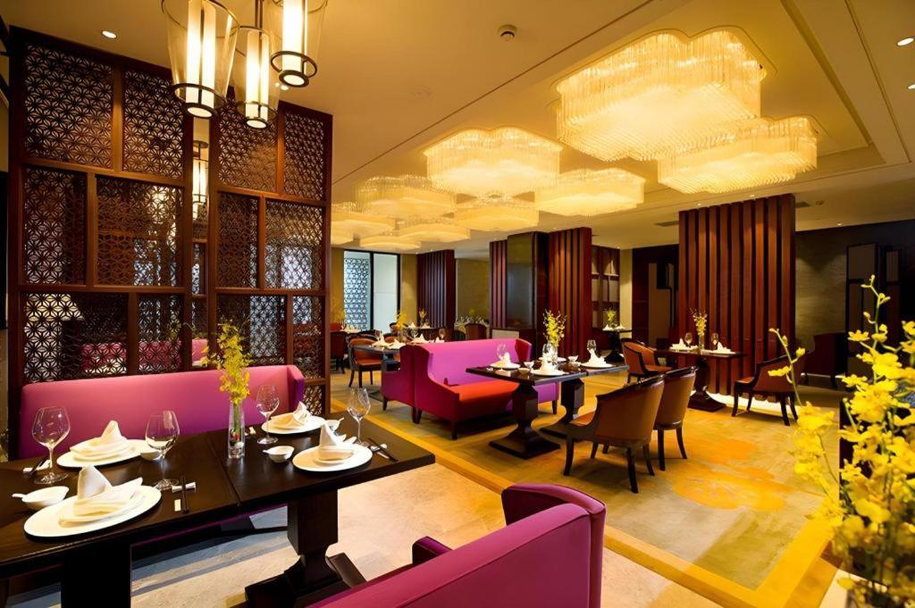 New Century Hangzhou Grand Hotel Exteriör bild